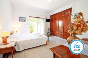 A66 - Pedra Alcada Stays Bedroom